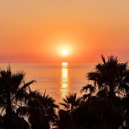 Chiara Infinity Sea View Villa Mandaradoni