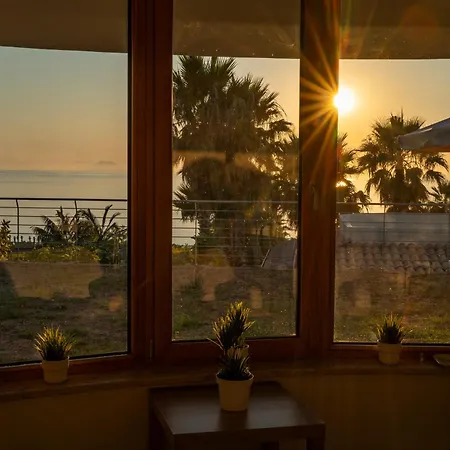 Villa Chiara Infinity Sea View Mandaradoni