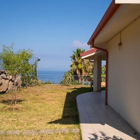 Chiara Infinity Sea View